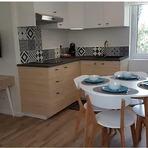 Appartement Cdg Aparts, Le Mesnil-Amelot